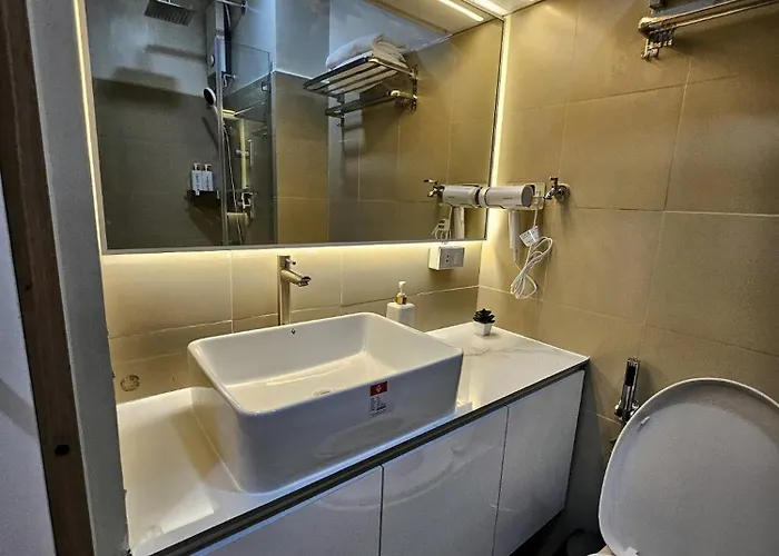 The Golden - Shore 3 Residences - 1br Near Sm Moa - Pool View Aparthotel Manila